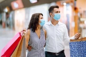 Reabren plazas comerciales en CDMX con nuevos horarios y restricciones
